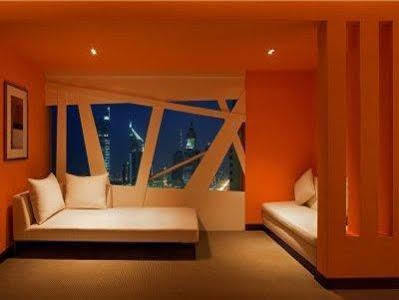 Radisson Royal Hotel Дубай Экстерьер фото